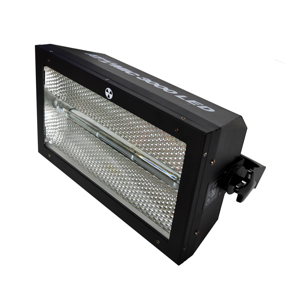 Imagem -02 - Tiptop Novo Led Luz Estroboscópica Martin Atomica 3000 Led 228x3w Leds Brancos Estroboscópio 64x0.2w Leds Rgb Luz de Fundo Matriz Dmx 14 Canais