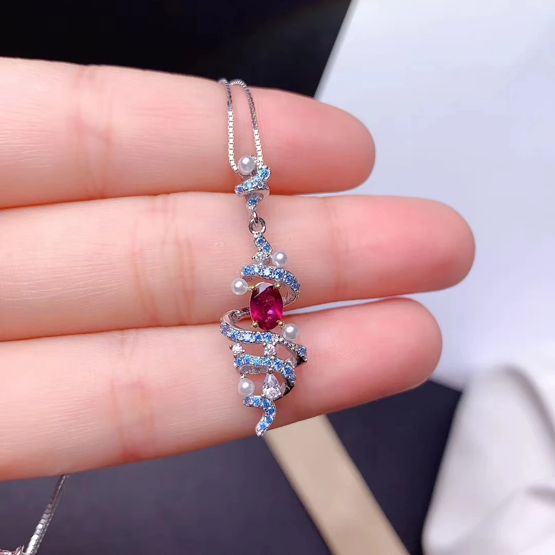 Fine jewelry 925 pure silver inlaid natural pyrope garnet girl trendy luxury lspray pearl Chinese style gem pendant necklace sup