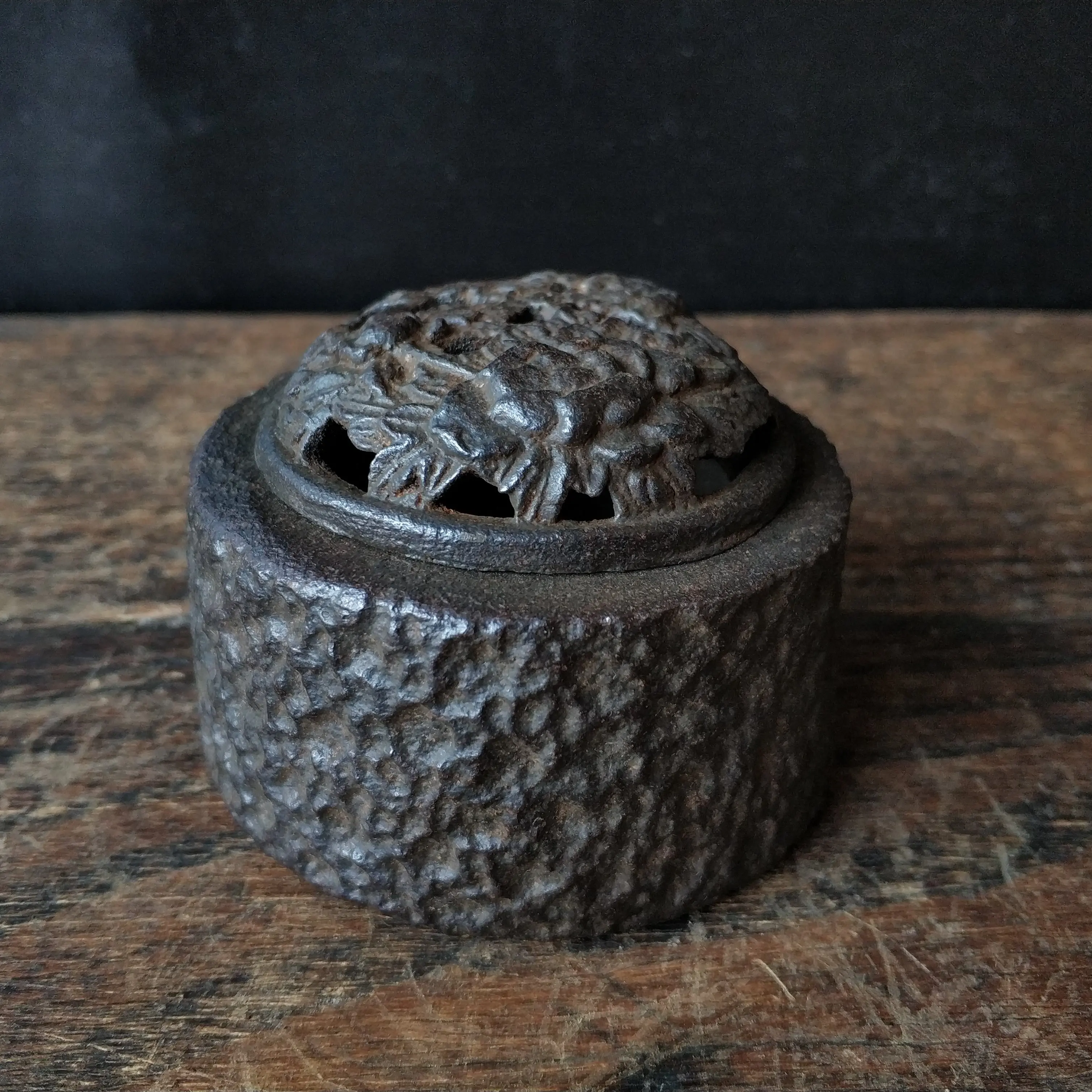 

Rare Old Qing Dynasty Collection Old Rare Small iron aromatherapy stove,Free shipping