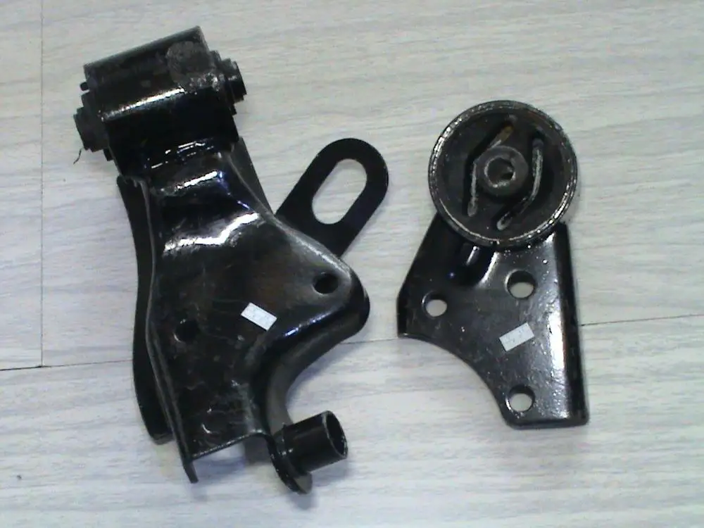 1pcs Engine Mounting / Oil sump bracket/ Gearbox bracket for Chinese HAFEI LOBO Naza 465 engine Autocar motor part