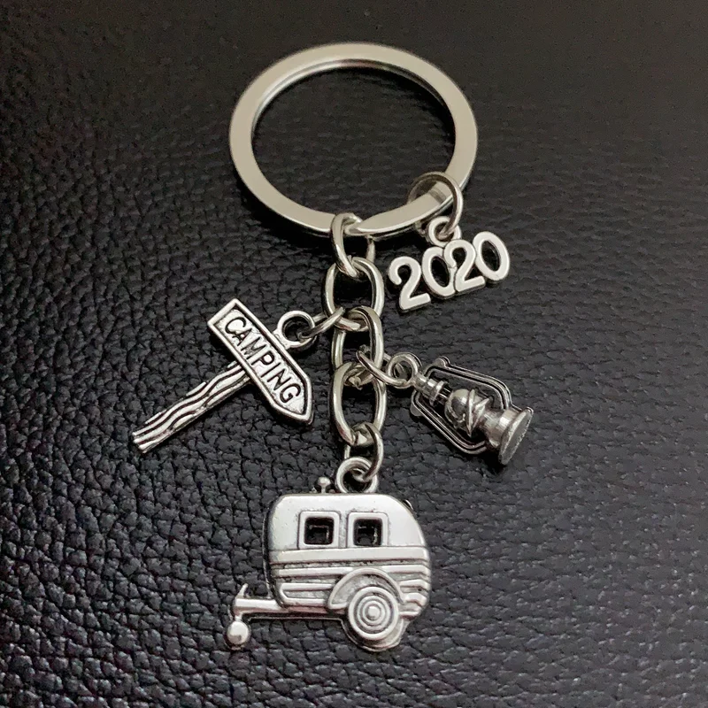 Брелок-для-ключей-2020-2021-2022