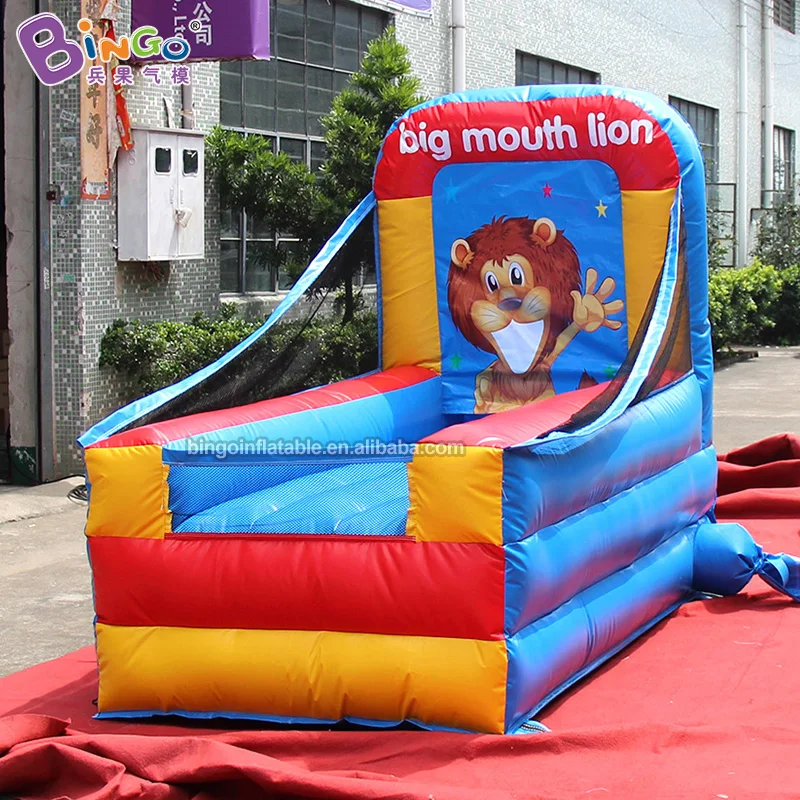 

Wholesale 2.5x1.3x2m Inflatable Big Mouth Lion Game Machine for Amusement Park / Outdoor Inflatable Ball Shoot Game Toys