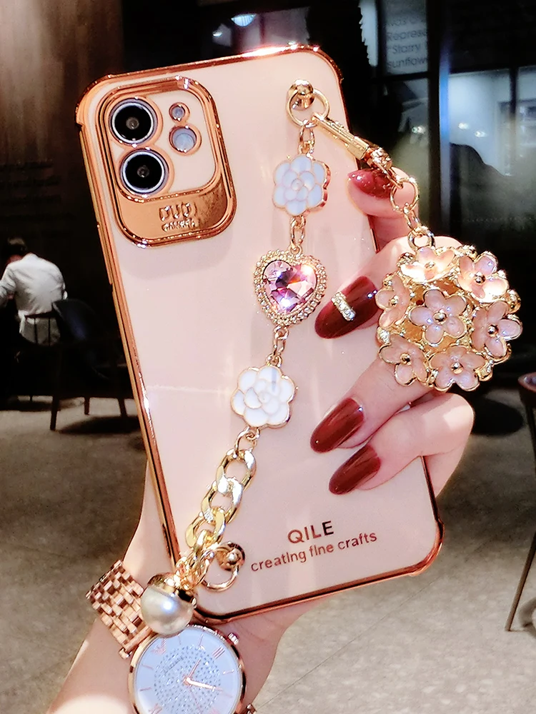 Fashion Electroplating Bracelet Female Soft Case For Iphone 11 12 Pro Max Mini 7 8 Plus Xr X Xs Se 2 Flowers Phone Cover Fundas