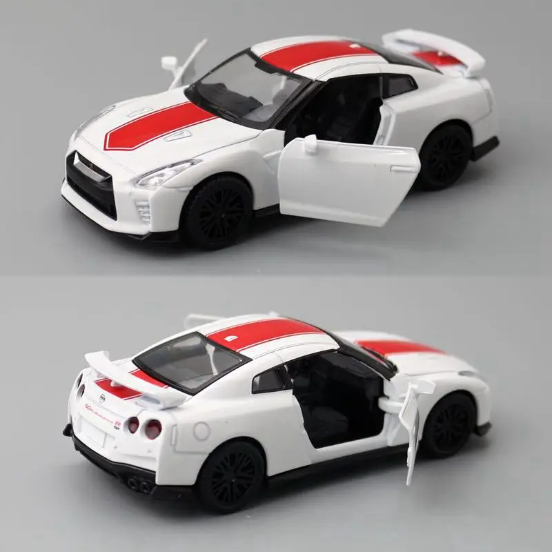 1/42 Nissan GT-R R35 Super Race Toy Car Model For Children Diecast Metal Miniature Pull Back Collection Gift Kid Boy Match Box