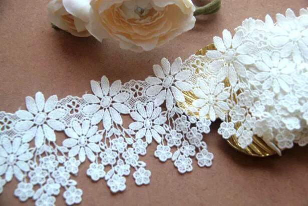 1yard Width: 8cm (3.20 Inch) Beautiful Court Flowers Tassel Lace Handmade Sewing Laces Trims Decorative (ss-2038)