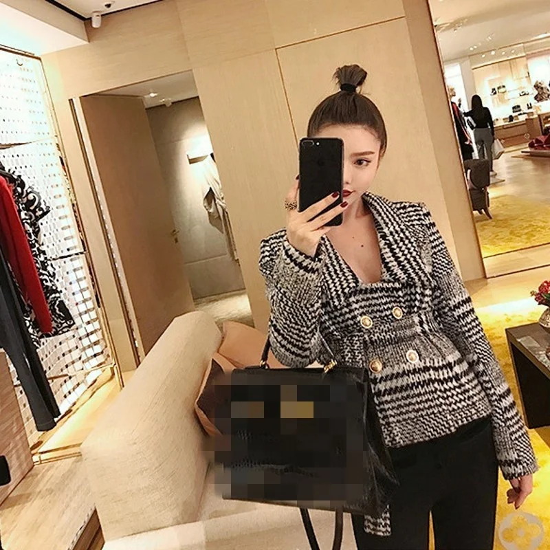 

Short Houndstooth Coat Office Lady Elegant Lapel Double-Breasted Flare Sleeve Woolen Jacket Women High Waist Thick Warm Black