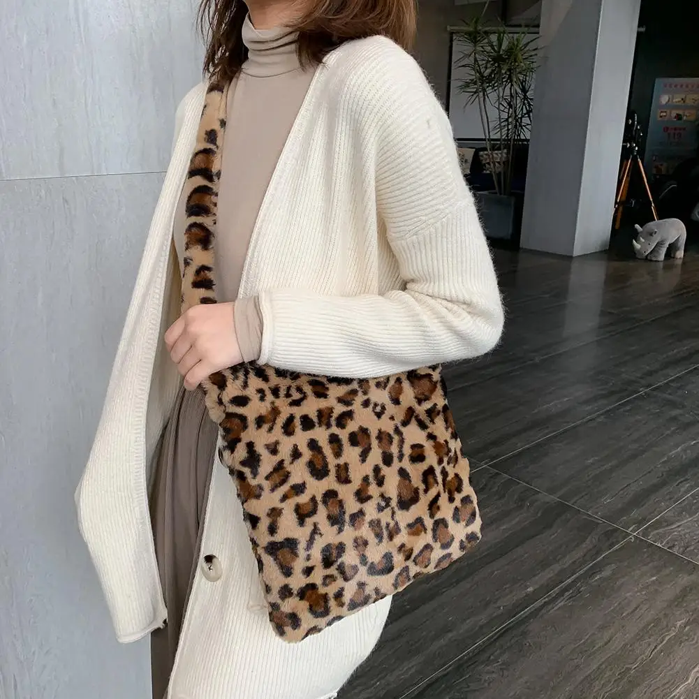 Retro Leopard Print Crossbody Bags for Women 2020 Autumn Winter Plush Soft Shoulder Messenger Handbag Bag Fluffy Warm Fur Bag