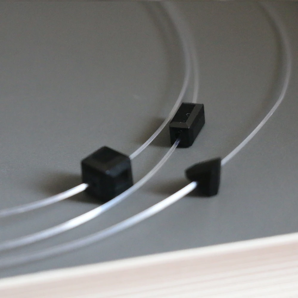 بسيطة صغيرة سوداء الاكريليك هندسية حبة غير مرئية المختنق قلادة لطيف شفاف خيط صنارة الصيد سلسلة الرقبة الترقوة مجوهرات