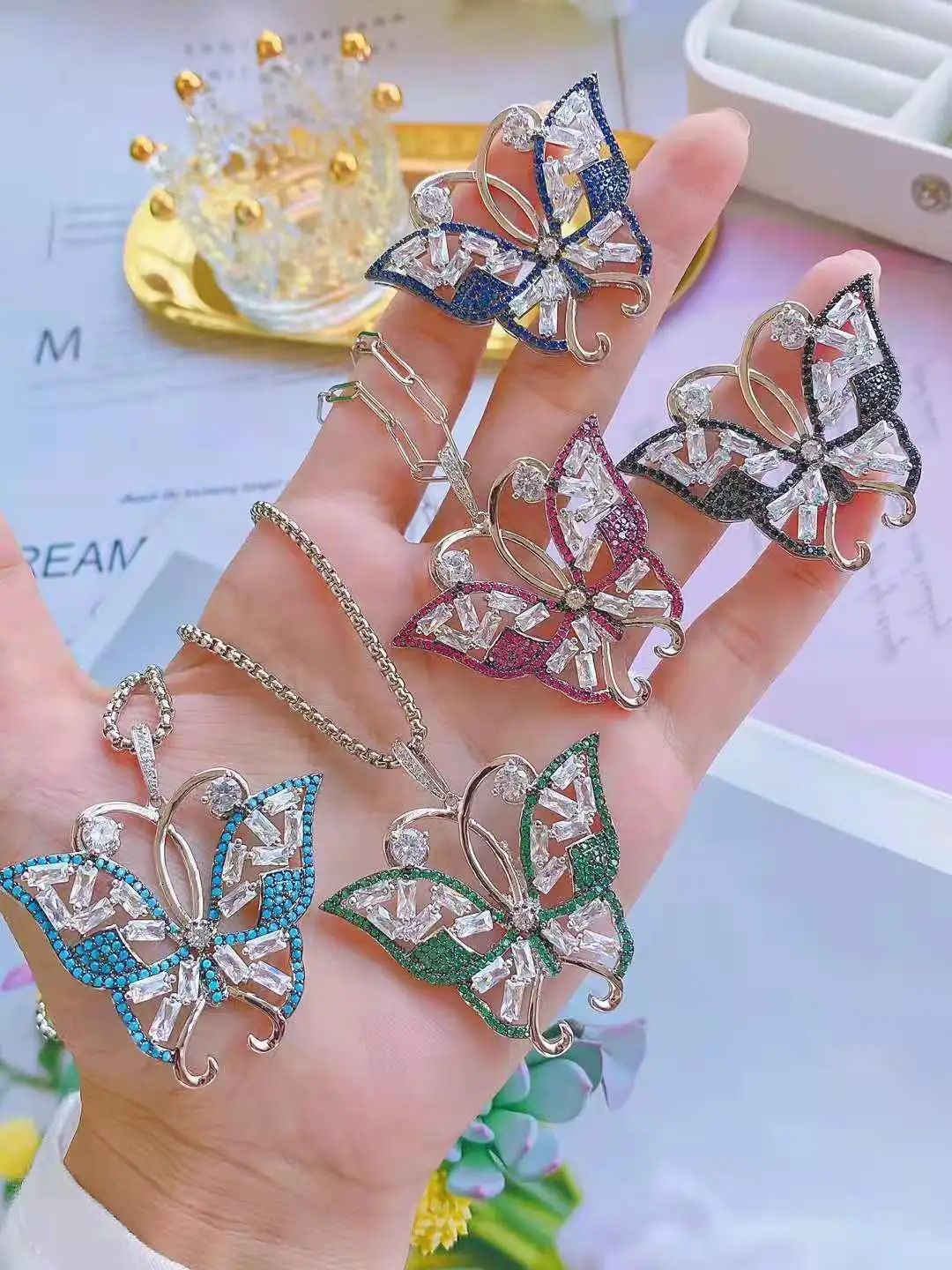 2pcs Gold-color Crystal Butterfly Pendants Jewelry Making Copper Charms Pendant