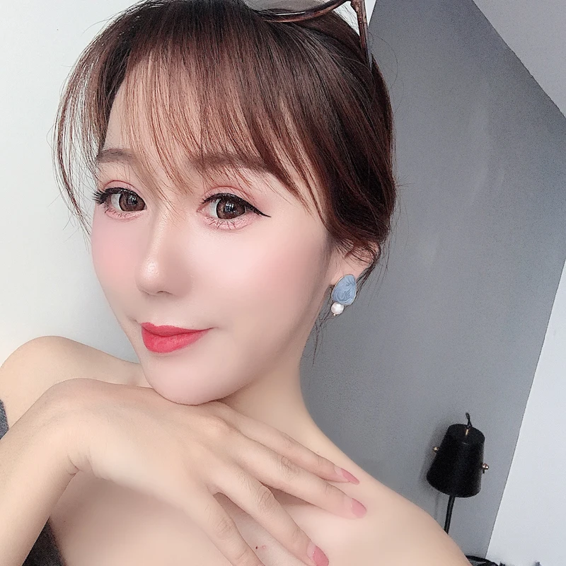 Women earrings fashion sense earrings temperament senior asymmetry natural pearl earrings fashion stud earrings image 5