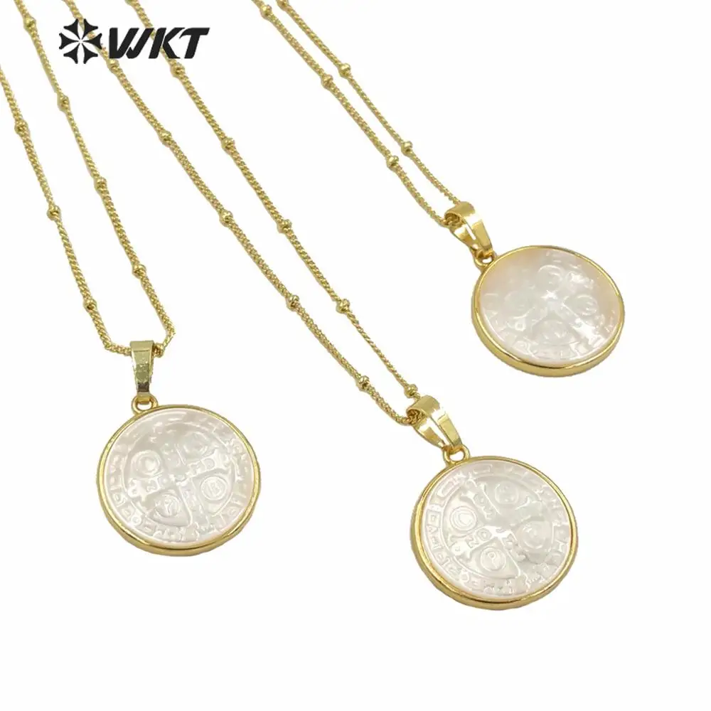 WT-JN127 Hot sales round Mother of pearl shell necklace religious Christian cross necklace with beads chain