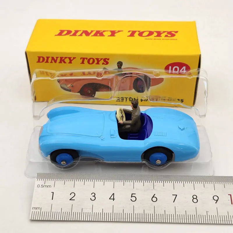 DeAgostini Dinky Toys pour Aston Martin DB3S, collection de modèles moulés sous pression bleus, 1/43, 104