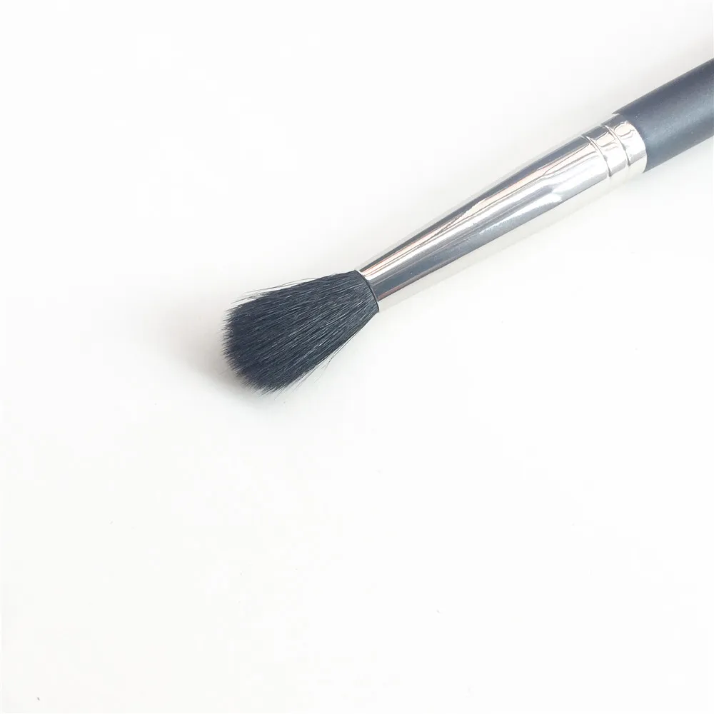 Tapered Blending Makeup Brush 224 - Soft Sheer Eye Shadow Nose Shading Contour Highlighting Cosmetics Brush Tools