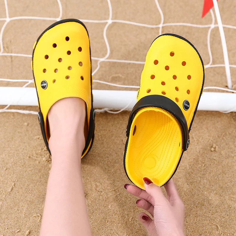 Mens Rubber Beach Sandals 2021 Unisex Summer Shoes Garden Sandalias Massage Sandalia Breathable Clogs Hombre Slip On Outdoor