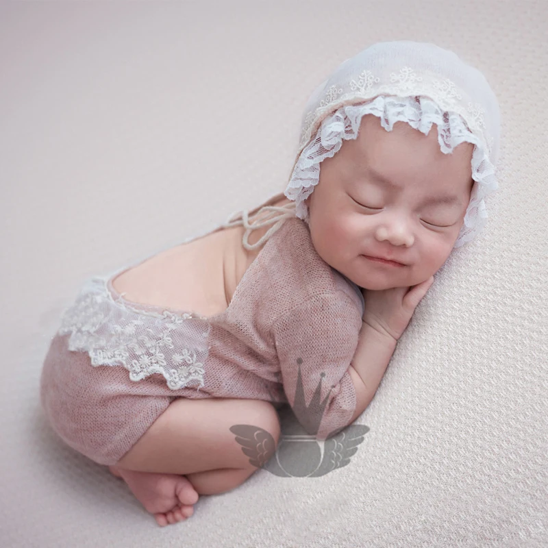 Wholesale Newborn Baby Photo Shoot Clothing Photography Studio Costumes Infant Boy Girl Rompers Lace Knitted Hat Wrap Sets