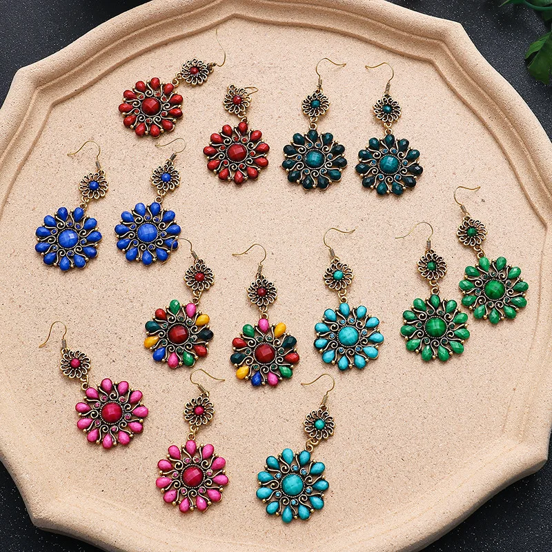 Vintage Women\'s Round Sun Flower India Earrings Female European and American Ethnic Boho Earrings Rhinestone Waterdrop Jewelry