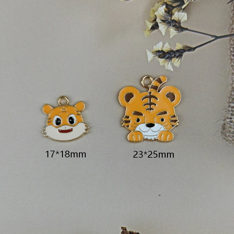 ApeUr 10pcs Kawaii Tiger Head Enamel Charms Bracelet DIY Pendant Golden Color Metal Animals Earrings Finding Jewelry Accessories