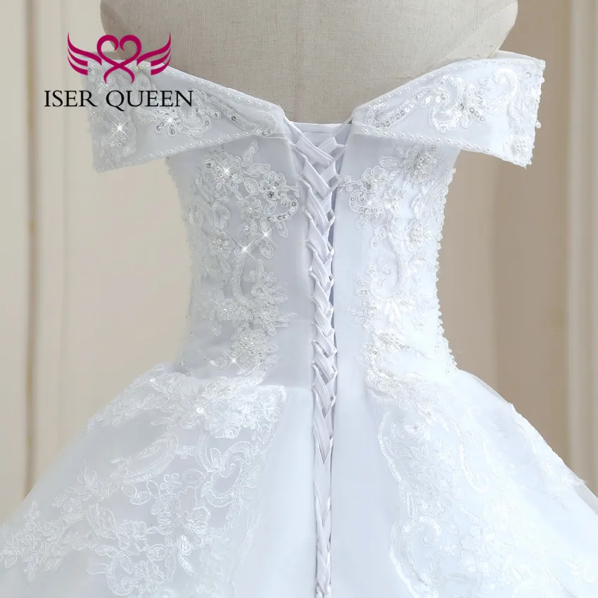 คริสตัลลูกปัดลูกไม้ที่กําหนดเองเจ้าหญิงงานแต่งงานชุดหมวกแขน Appliques Chapel Train ชุดแต่งงาน WX0261