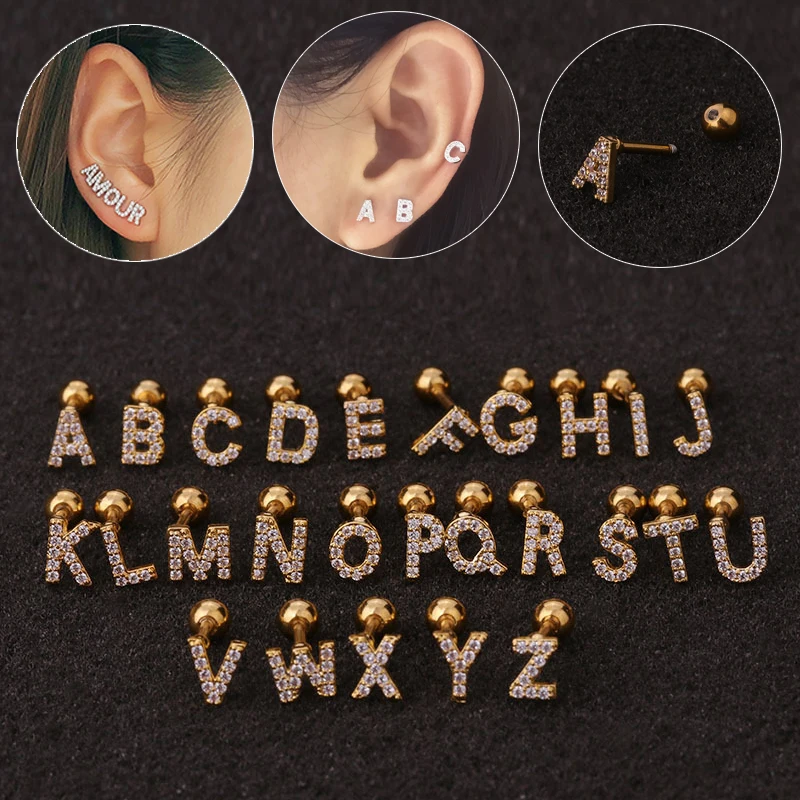 1Pc 16g Acciaio Inox e Rame Ear Bilanciere Dainty 26 Lettere Maiuscole CZ Orecchio Trago Daith Cartilagine Rook Piercing gioielli Orecchino Della Vite Prigioniera
