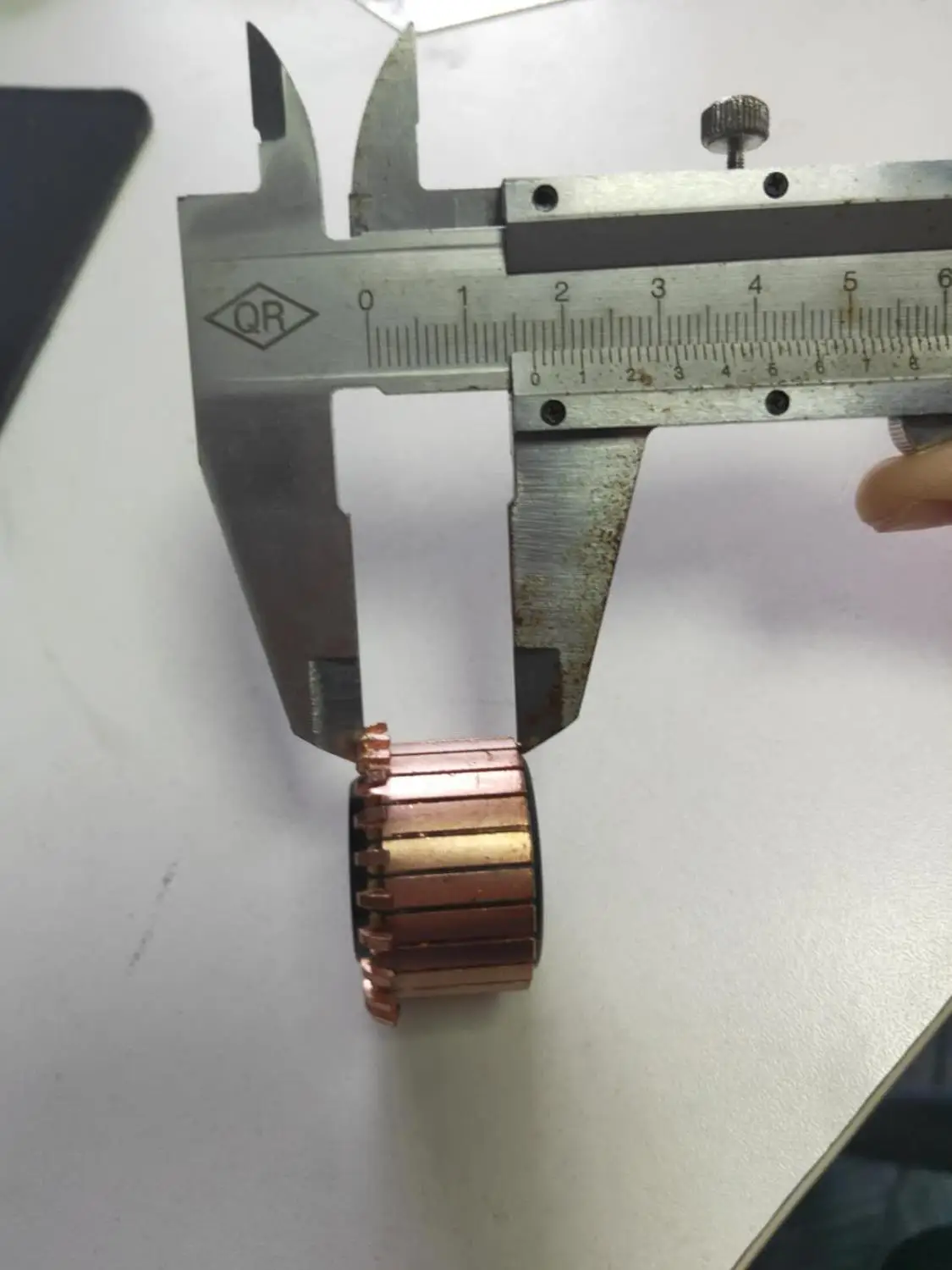 Moteur électrique en cuivre D-032, 1 pièce, commutateur
