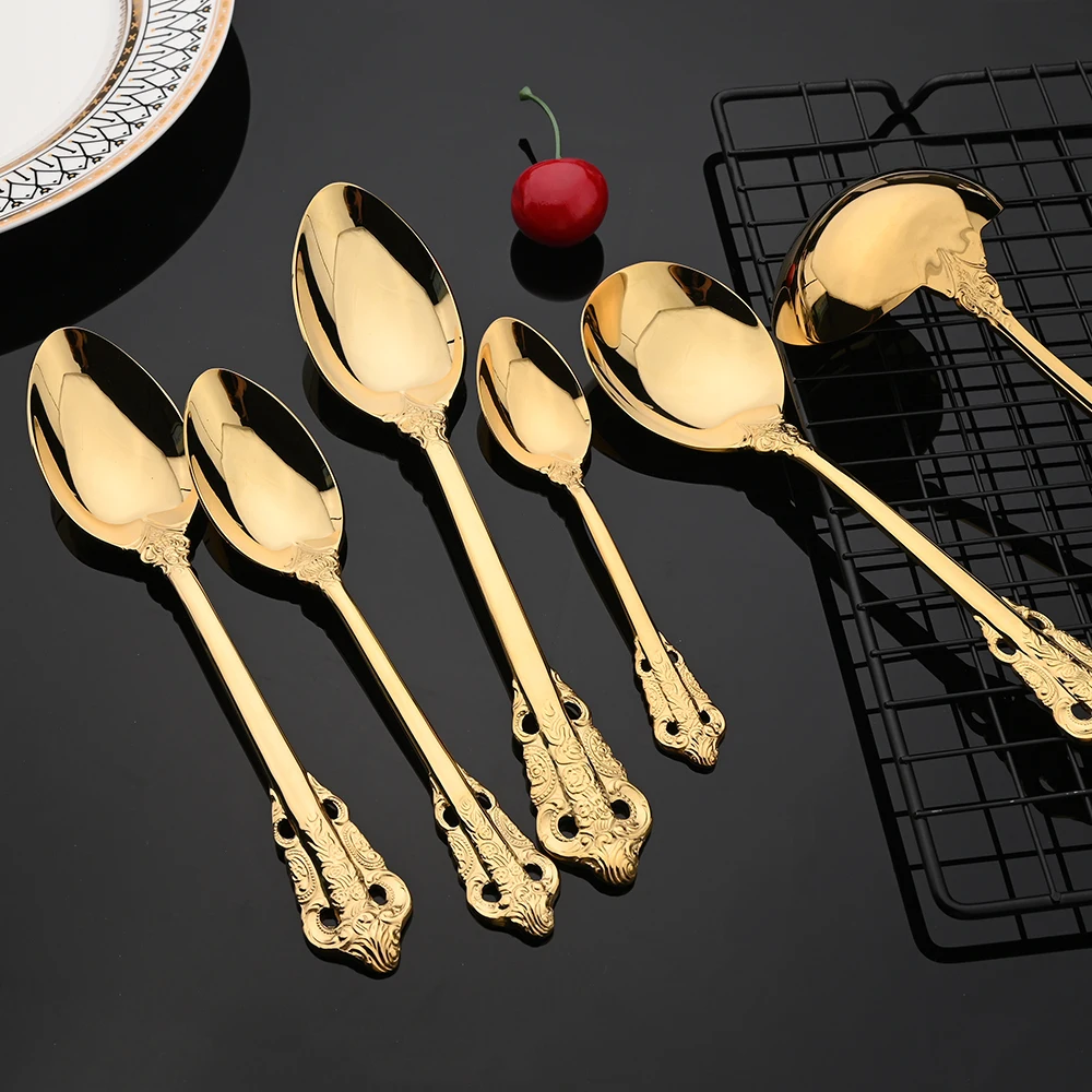 Vintage Western Gold Plated Cutlery Dining Knife Fruit Fork Teaspoon Butter Knife Set Luxury Dinnerware Engraving Tableware Set