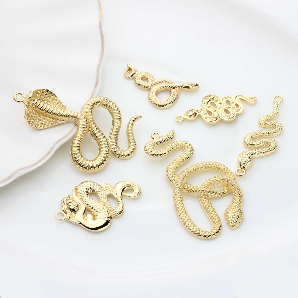 6pcs/lot Zinc Alloy  Cobra Snake Charms Pendants For DIY Fashion Jewelry Making Finding Accessories