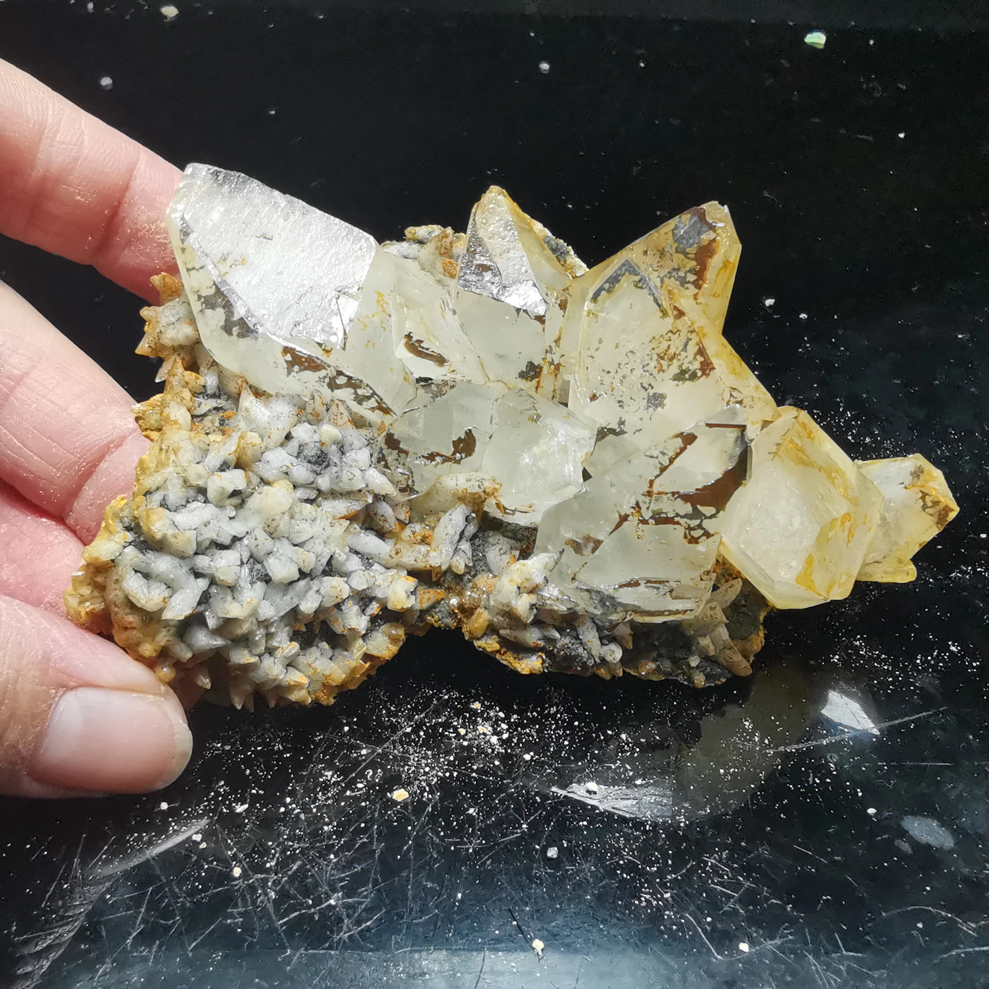 

113.9g100% natural calcite and brass symbiotic mineral specimen crystal healing energy CRYSTAL QUARTZ GEM