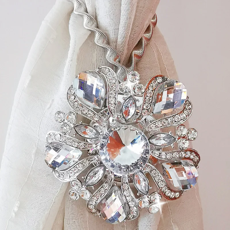 Big Diamond Curtain Tieback Home Decor Crystal Flower Curtain Holder tension Spring Steel Wire Belt Magnet accessori per tende