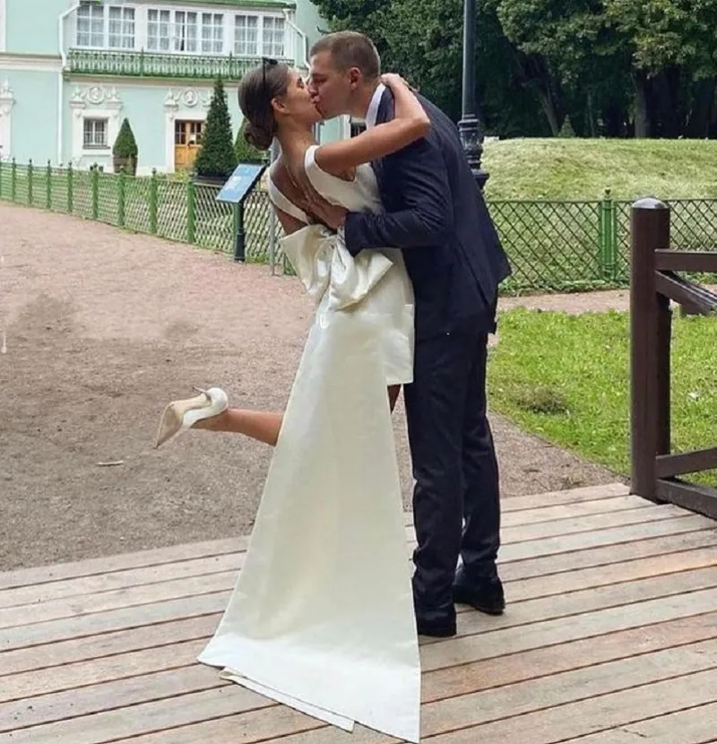 Robe de Mariée Courte en Satin Blanc Personnalisée, Col en V, avec Grand Nministériels d au Dos, Grande Taille, 2025