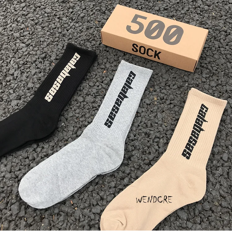 3 Pairs/Box Socks Men Crew Male Street Kanye West Hip Hop Match Basketball Fuzzy Socks Men Women Fashion Socks Gifts for Men