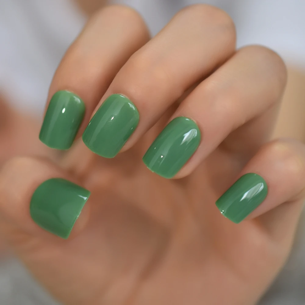 O verde lustroso falsificou a imprensa falsa uv quadrada de squoval das unhas para a menina verão a capa completa veste a arte do prego do dedo dicas 24 pces/kit