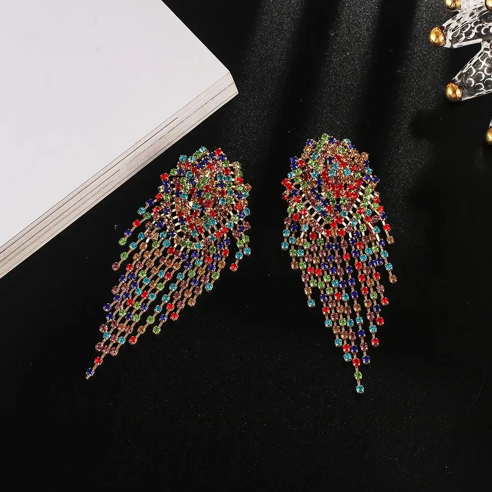 YFJEWE Big statement Earrings luxury women\'s long earrings rhinestone hanging trendy crystal drop earrings fashion jewelry E657