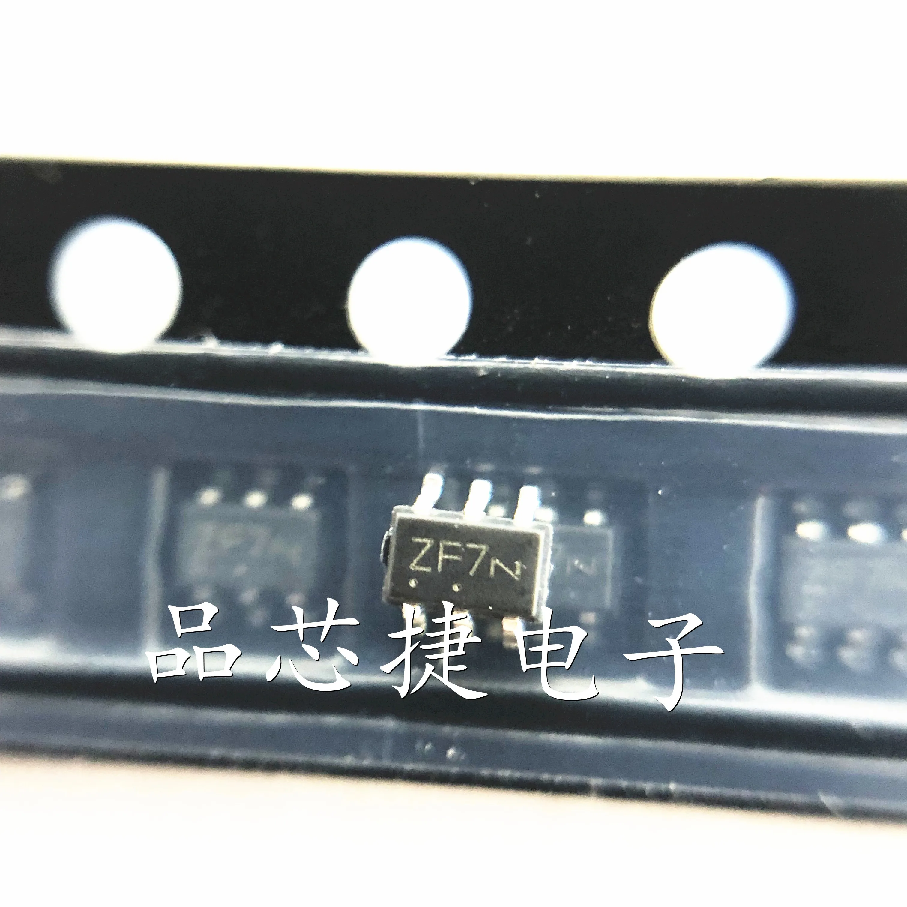 10pcs/Lot NC7SZ157P6X Marking ZF7 SC-70-6 Tiny Logic UHS 2-Input Non-Inverting Multiplexer