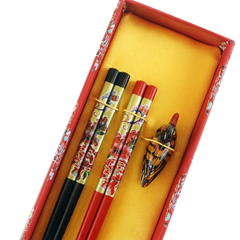 Vintage Chinese gift from China wood made 2 pairs Noble dragon gift chopsticks with gift box chopsticks