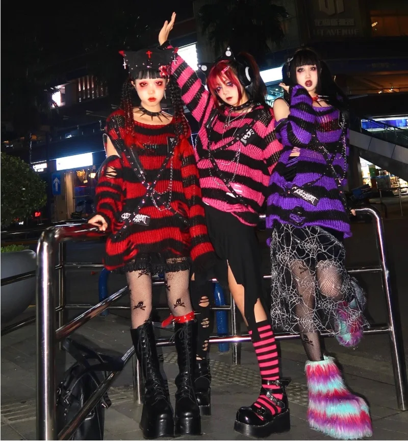 Gothic Punk Rock Metal Chain Spider Print Hollow Out Striped Knitted Sweater Chic Streetwear