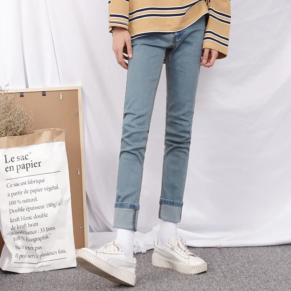Korean Spring Autumn Men Jeans Trousers Slim Fit Teen Nostalgia Blue Denim Pants Casual Tapered Stretch Male Vintage Jeans Men