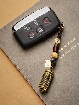 For Mitsubishi Outlander ASX PAJERO Eclipse Cross LancerEX Car keychain Brass pendant beautiful Decoration car accessories