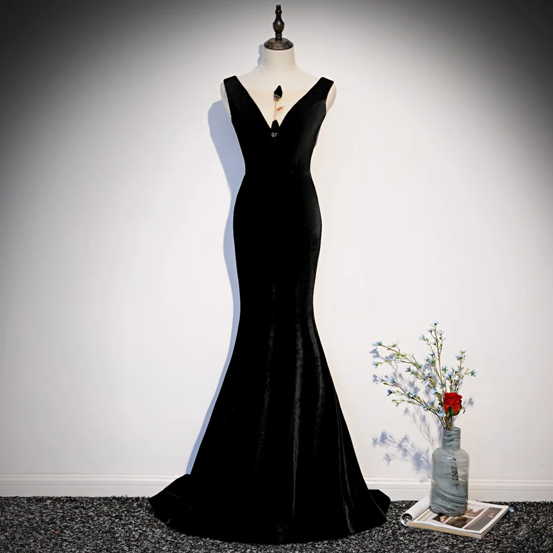 

2020 New Prom Dress Mermaid Women Black Sleeveless Party Dresses Deep V-neck Bandage Train Floor Length Trumpet Evening Dresses