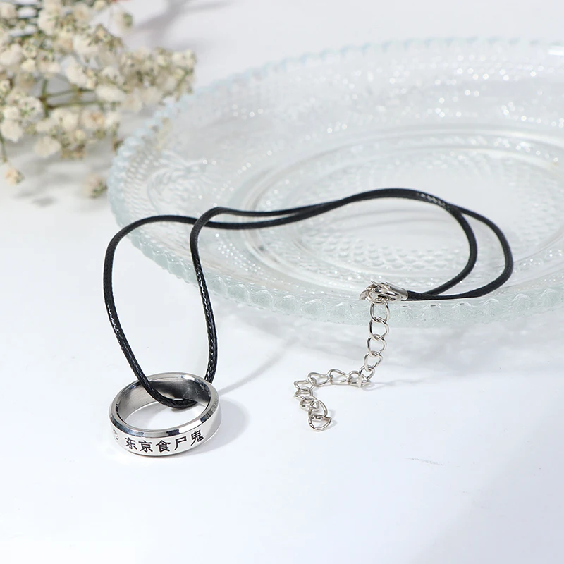 Il Kaneki Ring: Un Oggetto di Moda e Cosplay per gli Amanti di Tokyo Ghoul