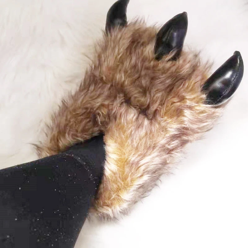 Wholesale Luxury Fluffy Paw AntiSlip Brown Plush House Indoor Slippers Men Animal Plush Home Bedroom Claw Slides Women Sandals