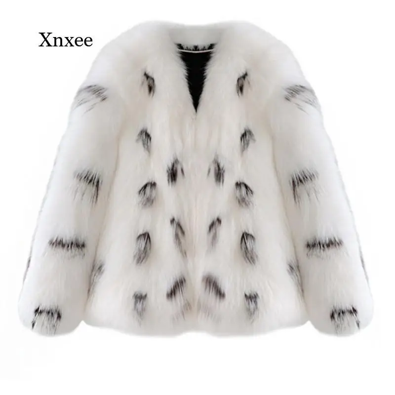 Autumn and Winter Women\'s Coat, Short, Warm, Whole Coat, Loose Snow Leopard Print, Large Size