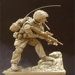 Unassembled 1/16 Modern Man Stand with Base Resin Figure Miniature Model Kits Unpainted