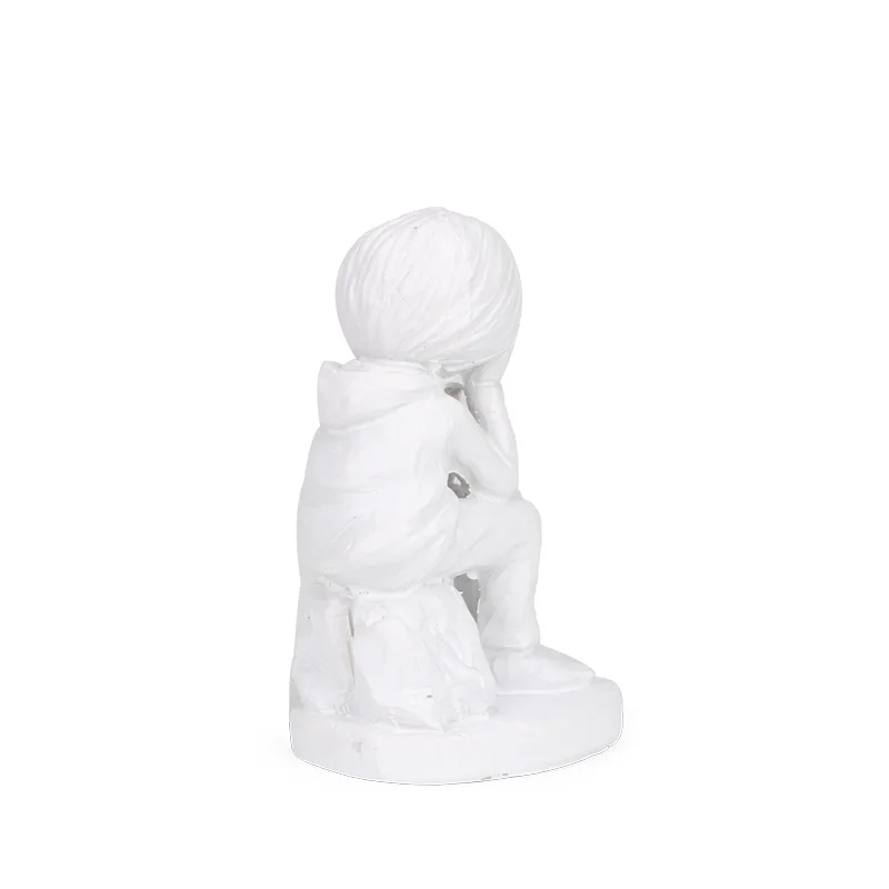 resin figure mental psychological sand table game box court therapy  Children's grievance and injury model character autistic