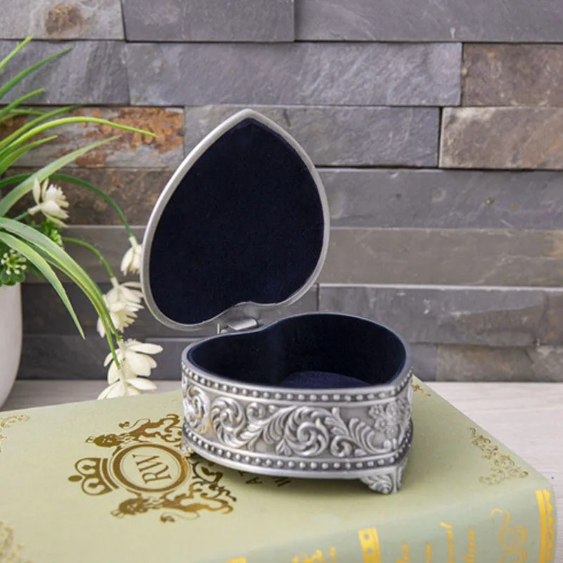 Creative Heart-Shaped Jewelry Box Ring Earrings Treasure Case Keepsake Box Organizer Mothers Day Gifts Mom Birthday Gifts