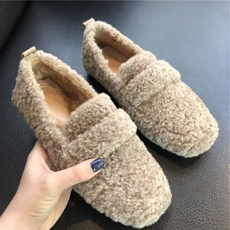 Korean Shoes Casual Female Sneakers Loafers With Fur Shose Women Slip-on Round Toe Autumn Women's Moccasins 2020 New Dress Slip