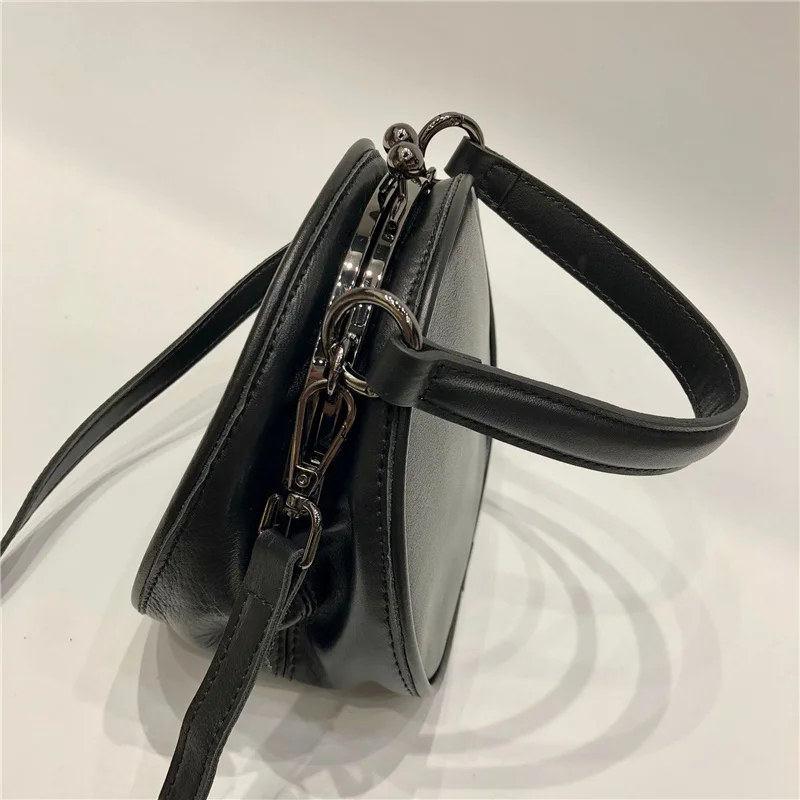 Genuine Leather Circular Clip Bag Women Crossbody Bags Vintage Handwork Shoulder Bag Female Handbags Designer Brand Purse Clutch