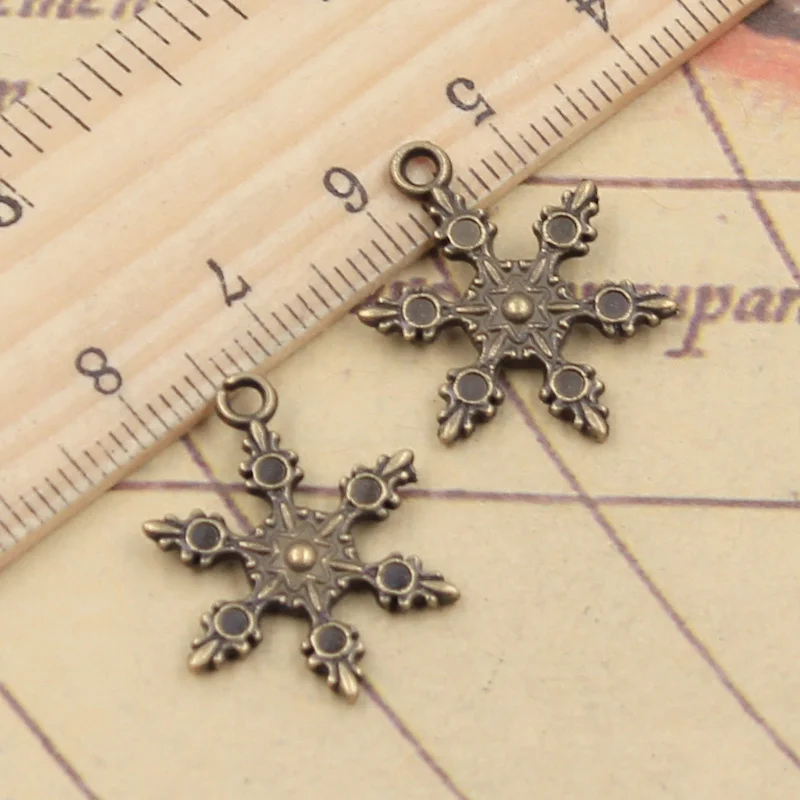 20pcs Charms Snow Snowflake 23x17mm Tibetan Bronze Silver Color Pendants Antique Jewelry Making DIY Handmade Craft