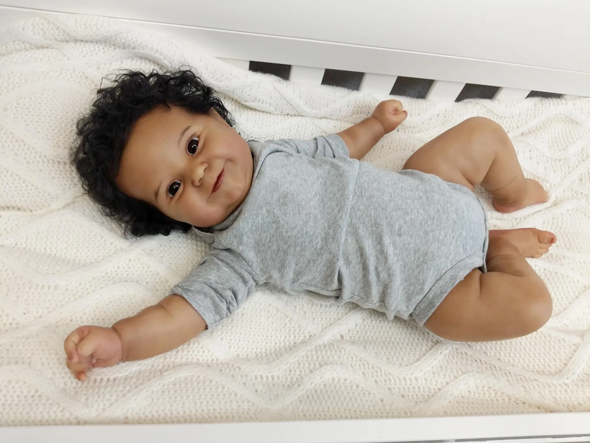 Npk 50cm corpo macio flexível reborn bebê menina maddie pele preta afro-americano bebê cabelo enraizado à mão