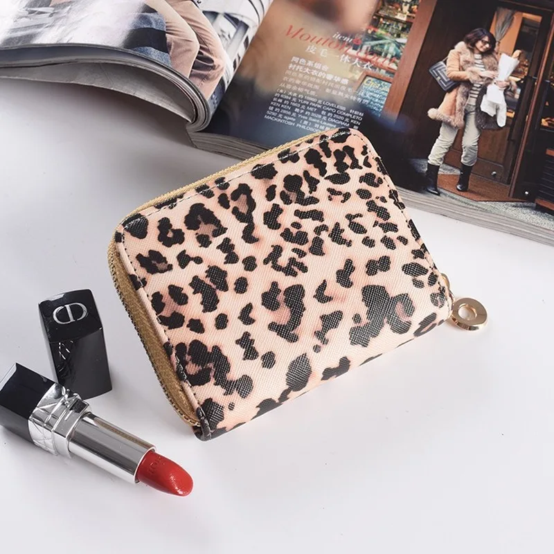 Nuovo Leopardo di Modo Delle Donne Breve Portafoglio Con Coin Purse Per Le Ragazze Piccolo Sacchetto di Frizione Per La Donna DELL\'UNITÀ di