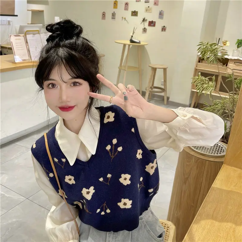 Sweater Vests Women Retro All-match Girls Flower Cropped Tops Outwear V-neck Sleeveless Fashion Ulzzang Chic Streetwear Knitted